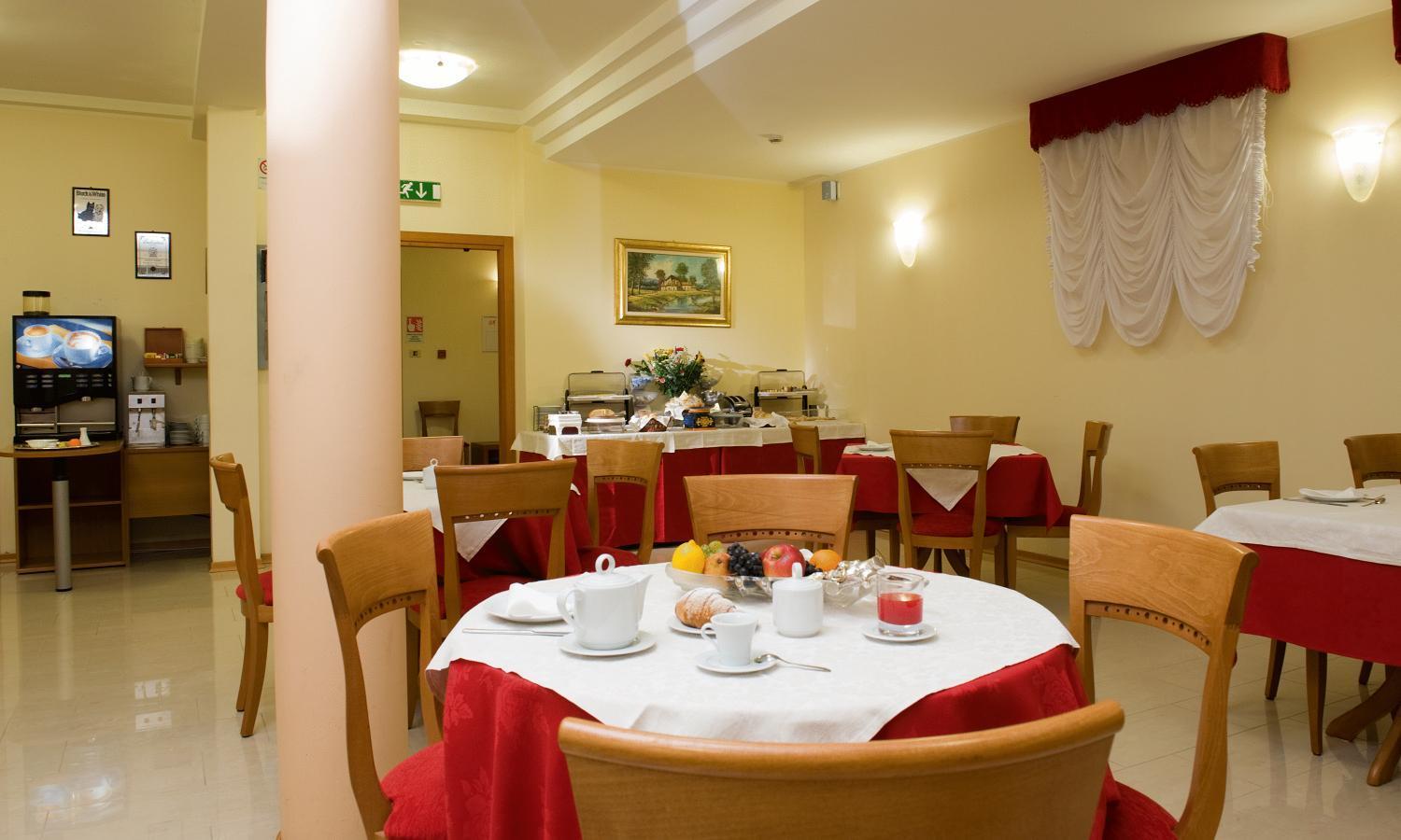 Hotel Montereale Pordenone Eksteriør bilde