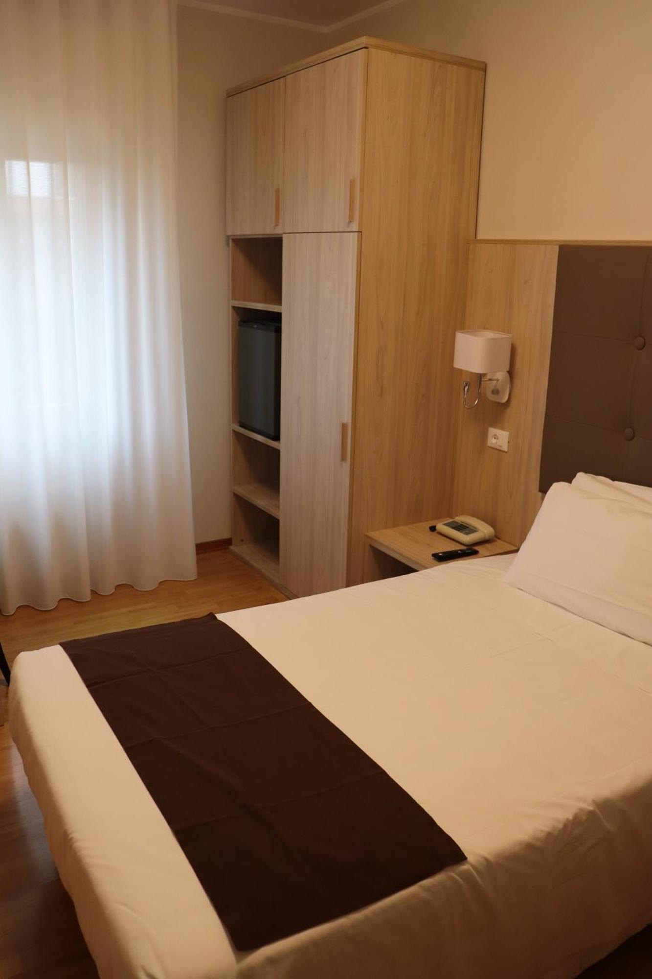 Hotel Montereale Pordenone Eksteriør bilde