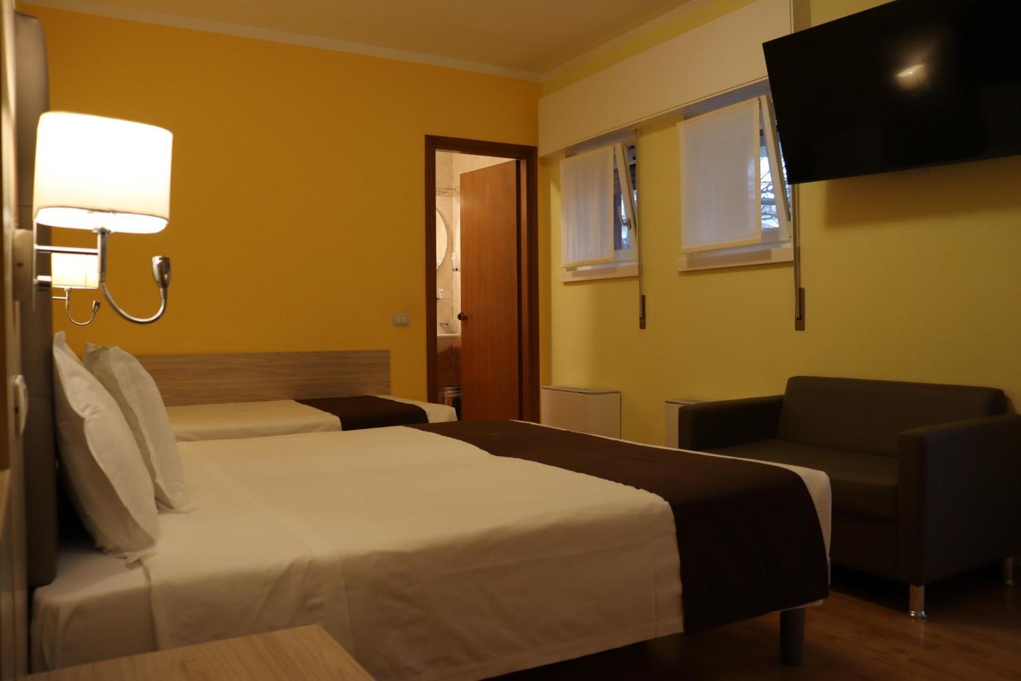 Hotel Montereale Pordenone Eksteriør bilde