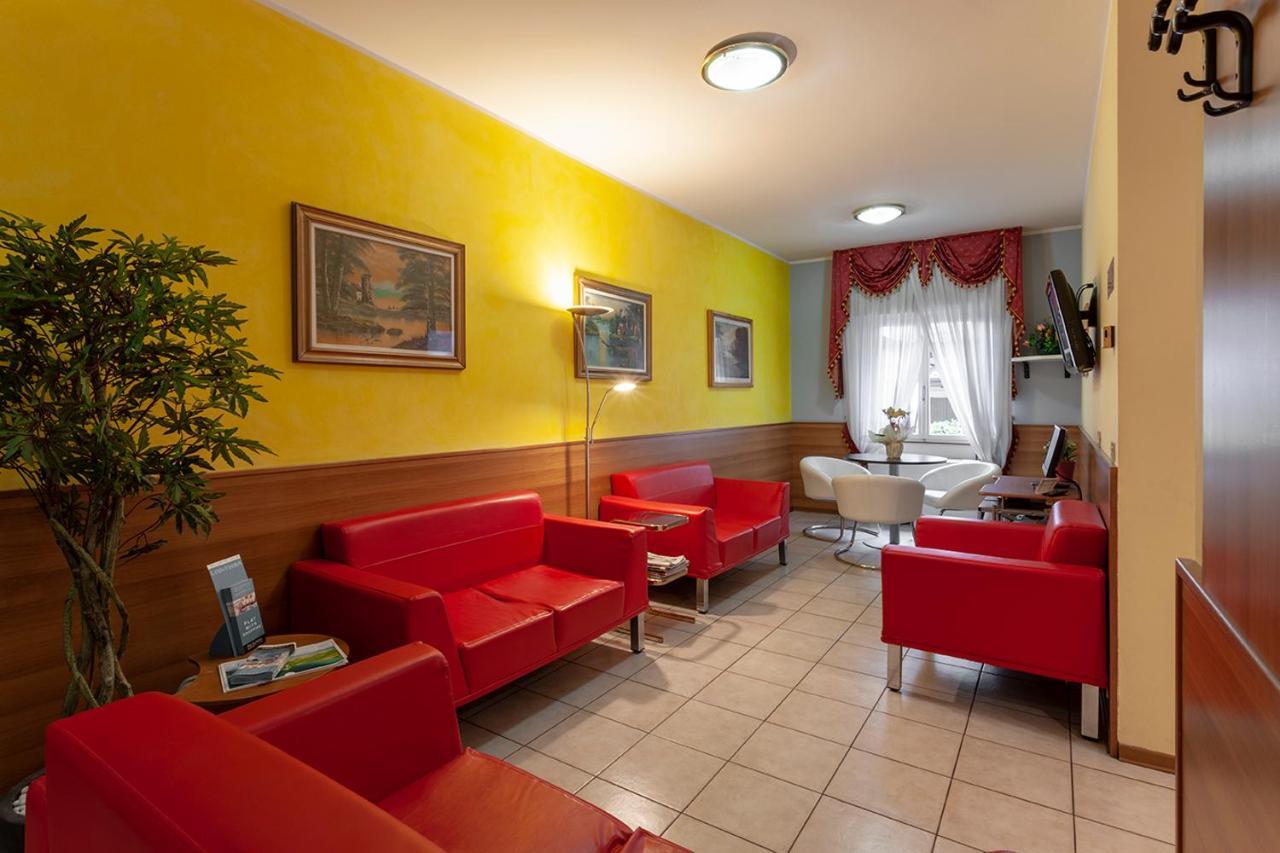 Hotel Montereale Pordenone Eksteriør bilde
